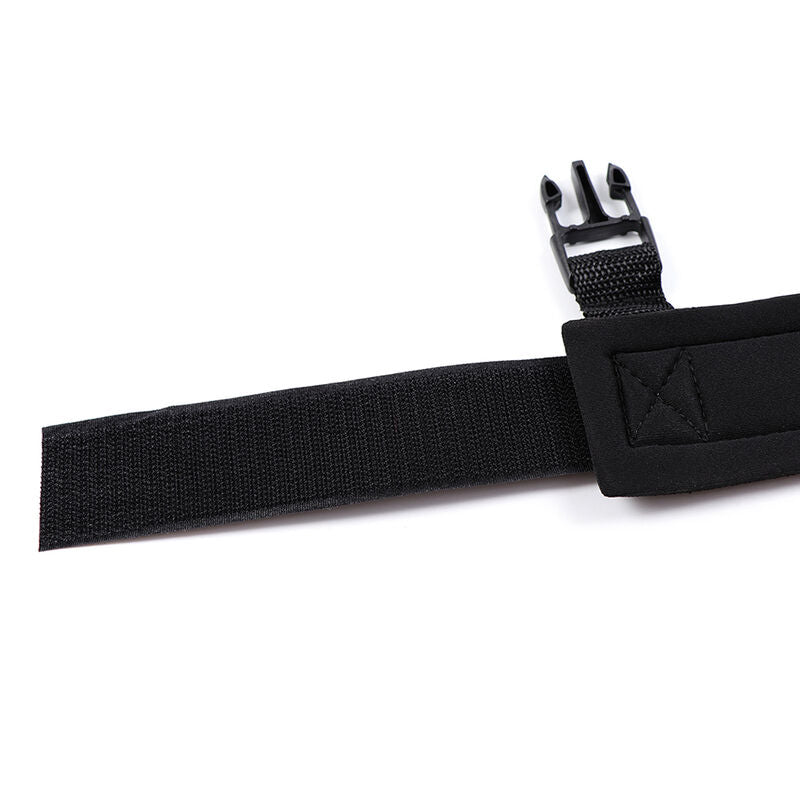 OHMAMA FETISH - NEOPRENE HOOK AND WRIST FIXATION