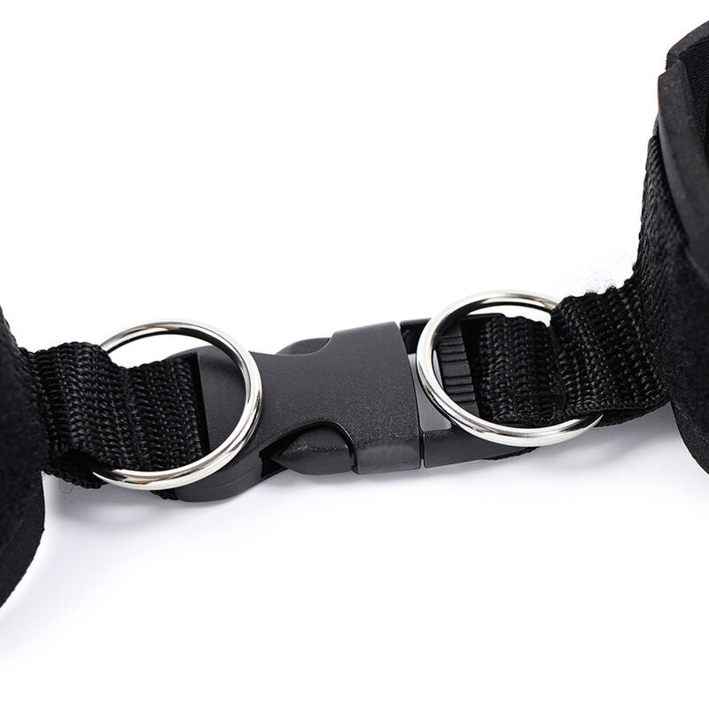 OHMAMA FETISH - NEOPRENE HOOK AND WRIST FIXATION