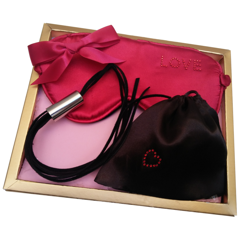 INEDIT - KIT DE LÁTIGO PARA DOMINATRIX