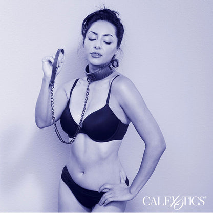 CALEXOTICS - COLLAR NOCTURNO Y CORREA DE CUERO AJUSTABLE NEGRA