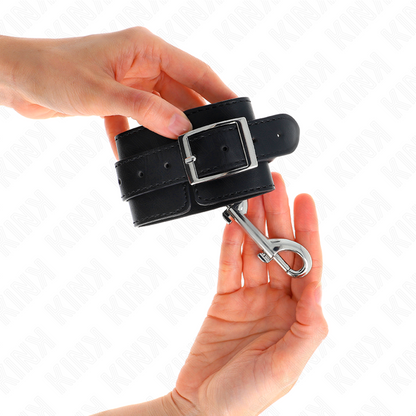 KINK - WRIST RESTRAINTS - ADJUSTABLE BLACK SINGLE RIVET LINE 17-28 CM X 5 CM