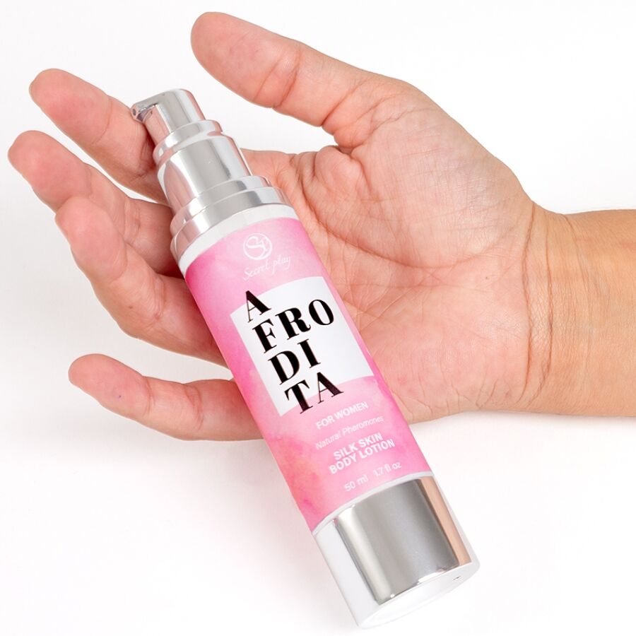 SECRETPLAY - CUERO DE SEDA CON ATRACCIONES SEXUALES